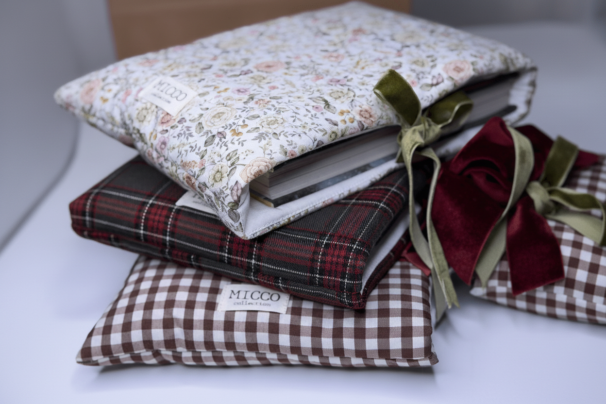 Funda de libro estampado flores