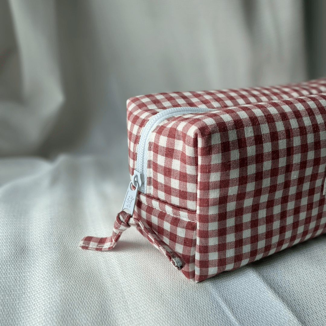 Neceser estuche de tela vichy. Organizador de maquillaje y accesorios.