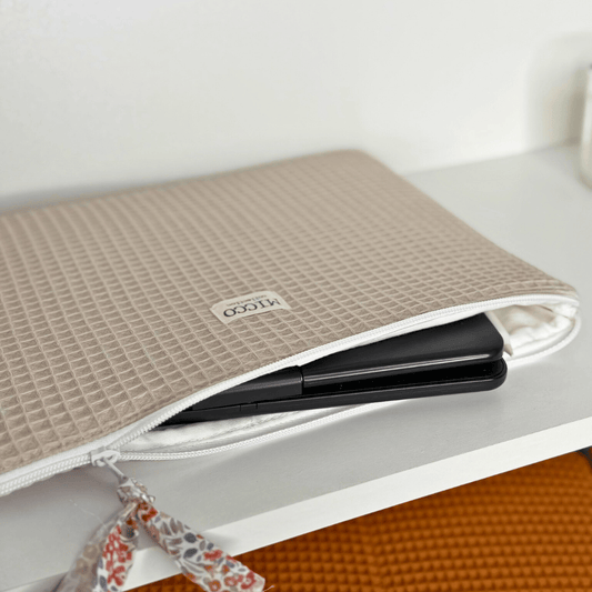 Funda acolchada para ordenador o tablet personalizada en tejido waffle
