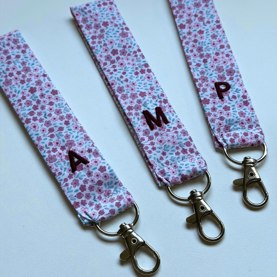 NUEVO Llavero de tela flores personalizado