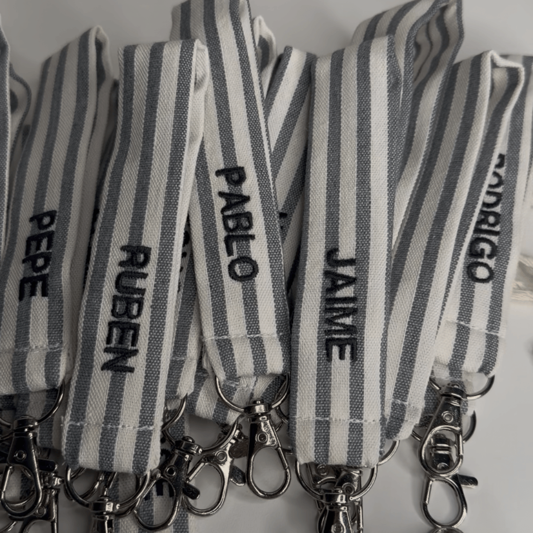 Llavero de tela rayas personalizado