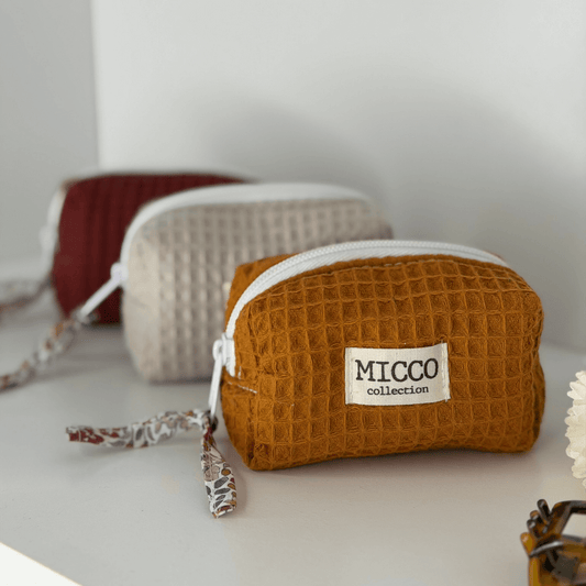 Mini neceser de tejido waffle – compacto y práctico