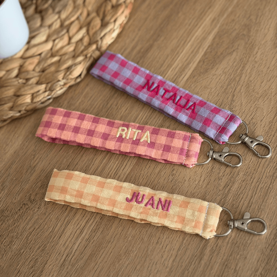 NUEVO Llavero de tela vichy bicolor personalizado