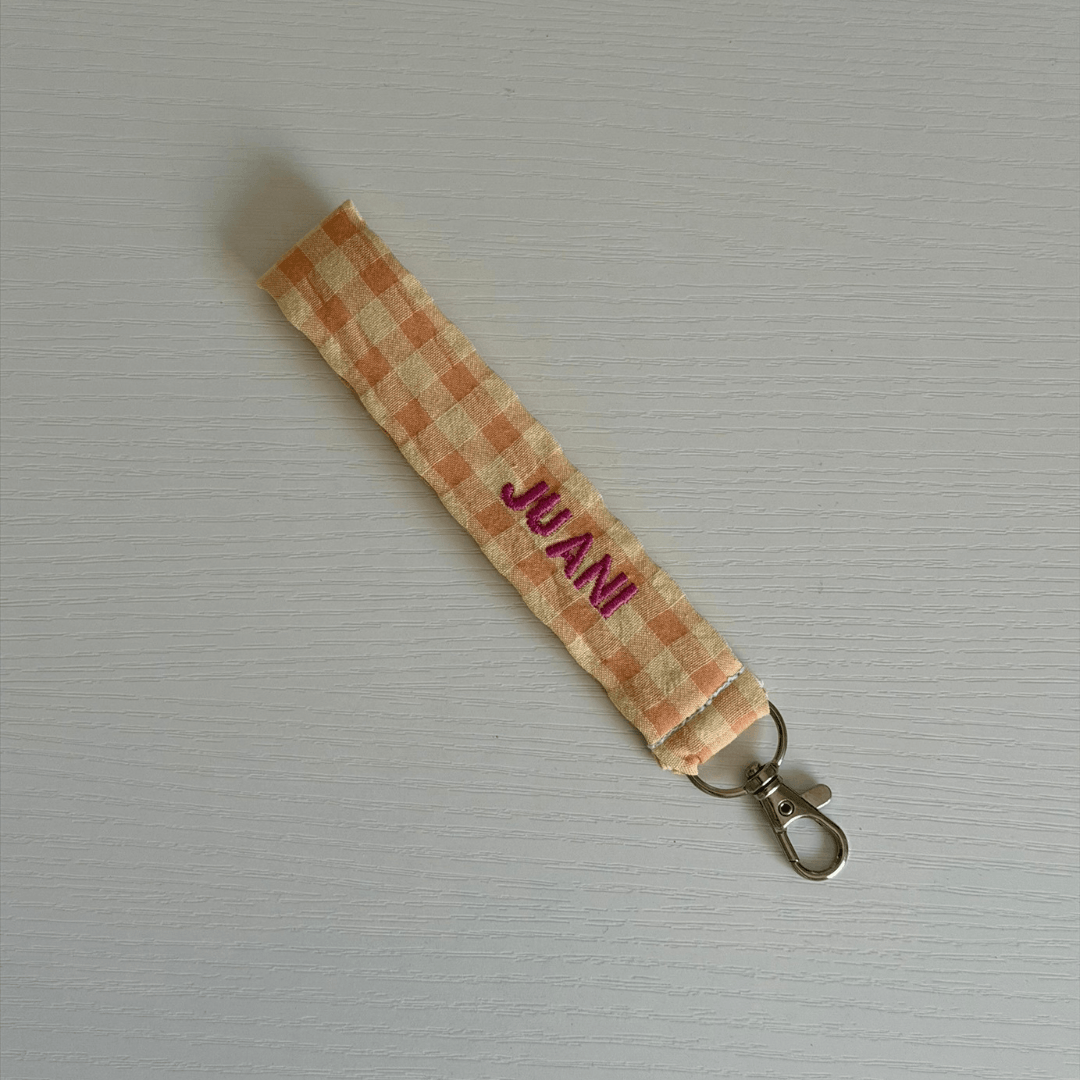 NUEVO Llavero de tela vichy bicolor personalizado